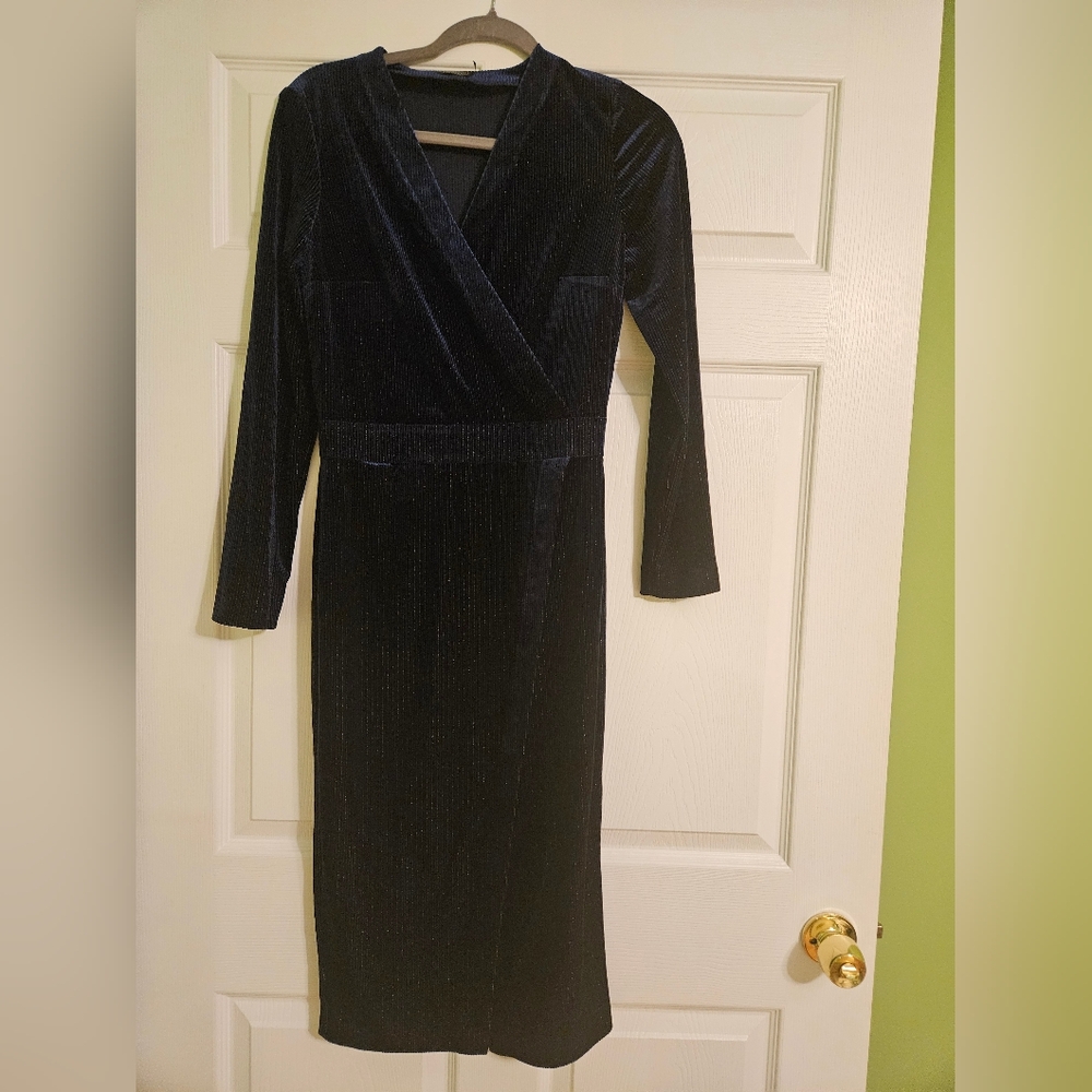 New navy blue midi cocktail dress, size M, New w/o tag